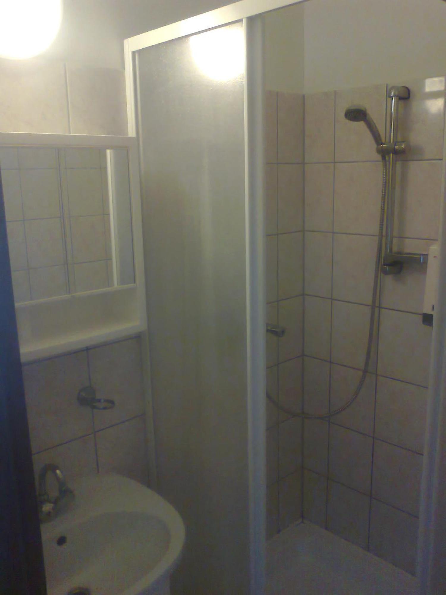 Pontis Hotell Biatorbágy Eksteriør bilde